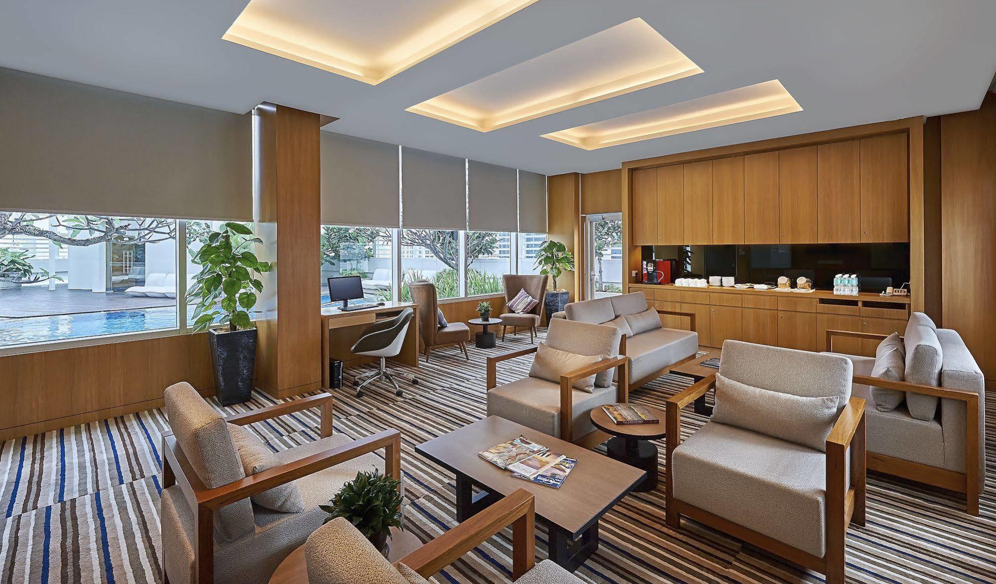 Oasia Suites Kuala Lumpur By Far East Hospitality 4*